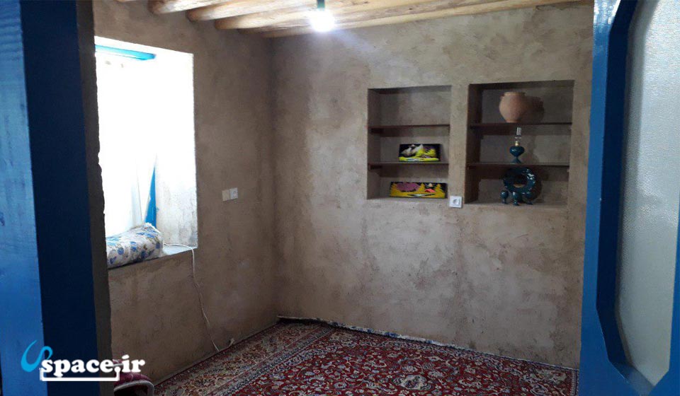 اتاق سنتی اقامتگاه بوم گردی گلین - سنندج - روستای گلین